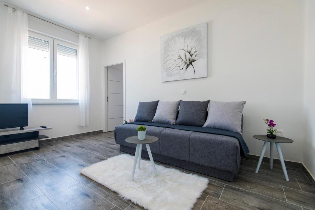 Pleasure Sea View Apartment Zadar Buitenkant foto